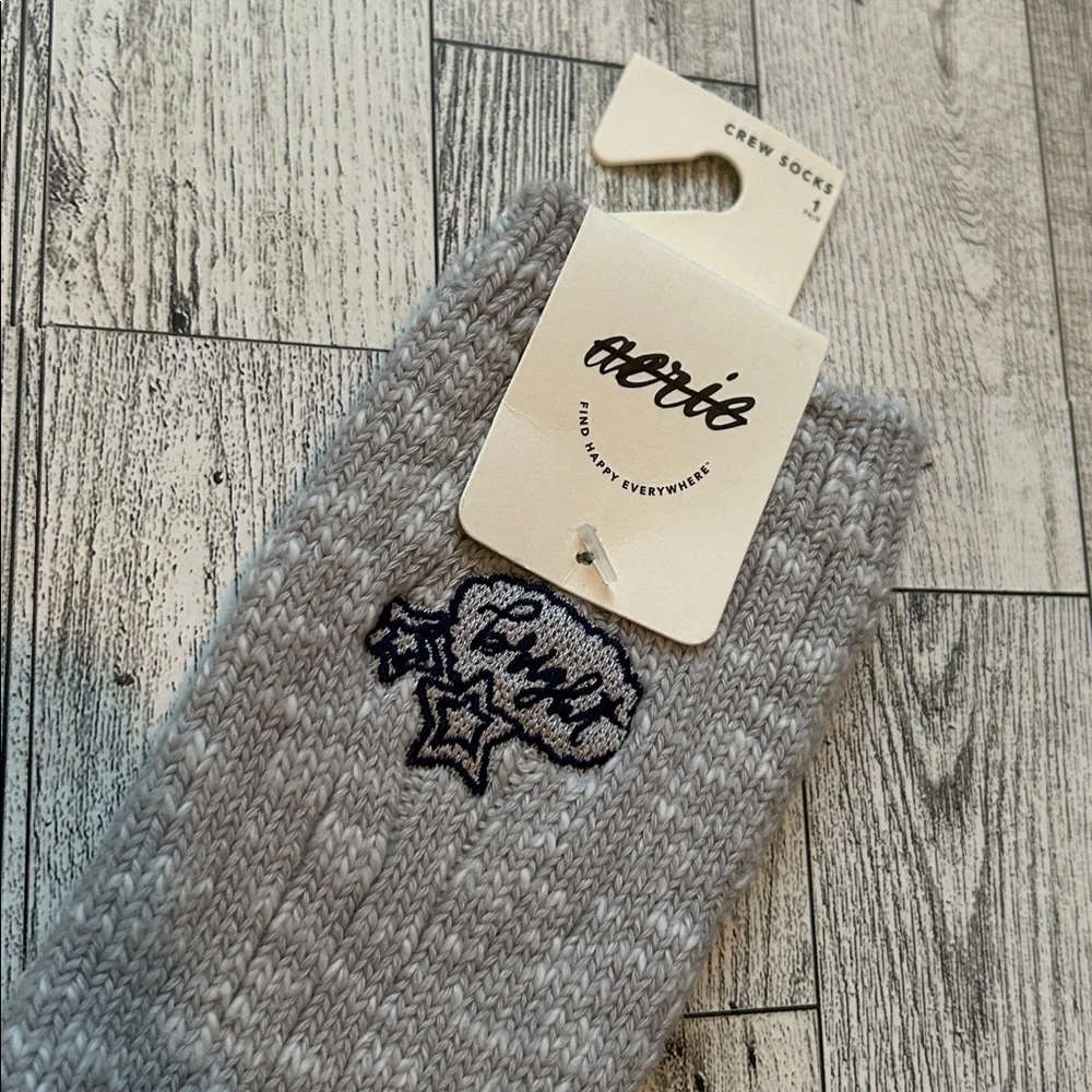 *closet clean out* Aerie Gray Crew Socks